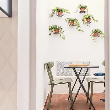 Alfama Design With Terrace By Homing Apartment