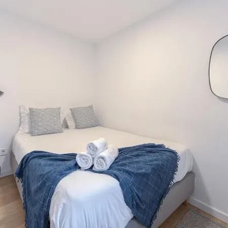 Apartment Alfama Design With Terrace By Homing