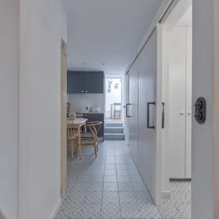 Alfama Design With Terrace By Homing Apartment