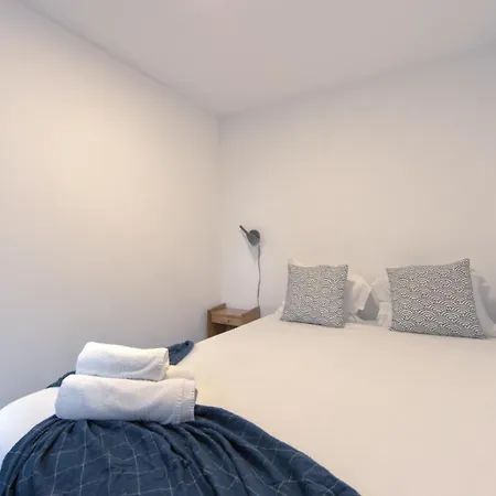 Alfama Design With Terrace By Homing 아파트