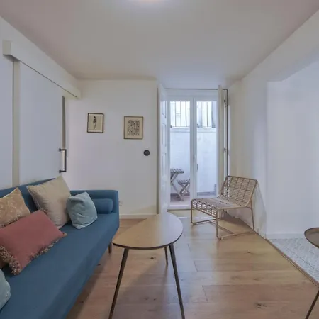 Alfama Design With Terrace By Homing 아파트 *