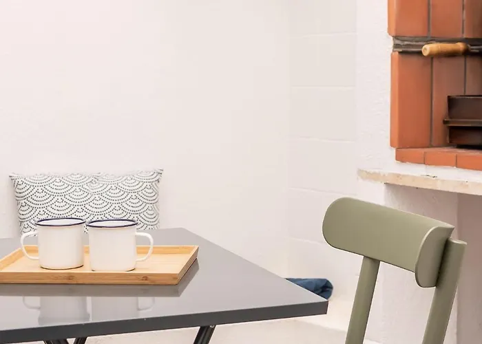 Alfama Design With Terrace By Homing
