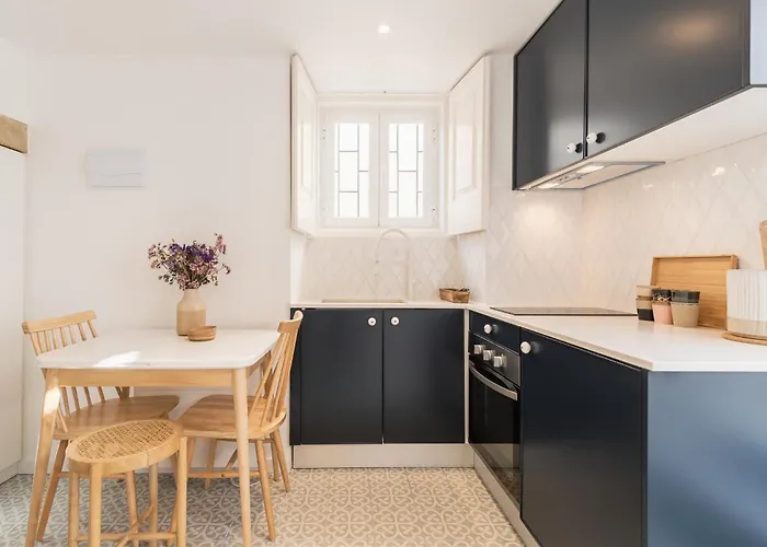 Alfama Design With Terrace By Homing * Lisbon
