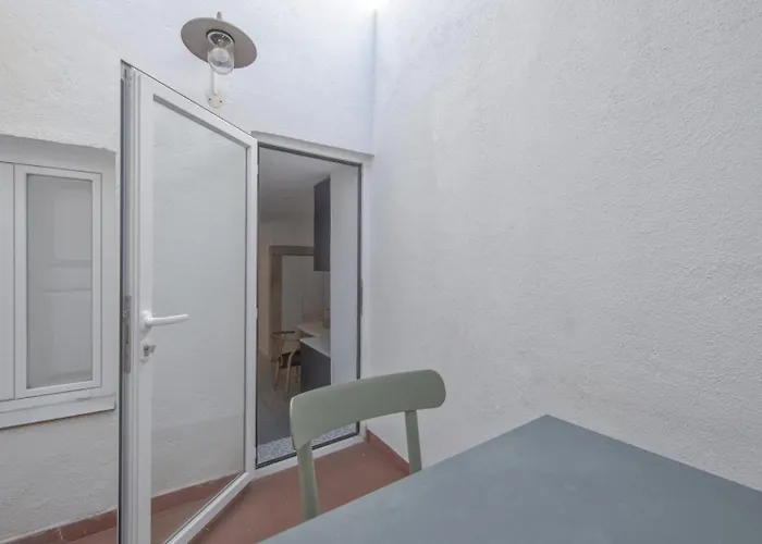 Alfama Design With Terrace By Homing * Lisbon