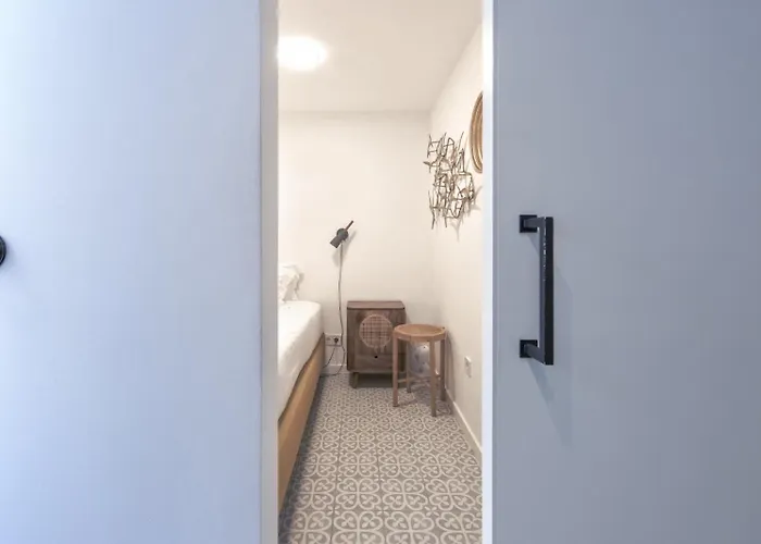 Alfama Design With Terrace By Homing