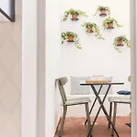 Alfama Design With Terrace By Homing Apartament