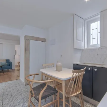 Apartament Alfama Design With Terrace By Homing *